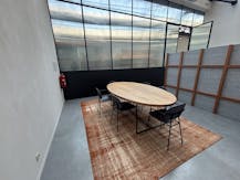 Gedeelde kantoorruimte voor 1 tot 3 personen te huur in Cotton Park