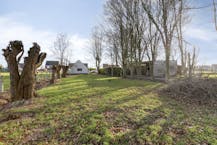 Landelijk gelegen huis met veel potentieel in Ruddervoorde