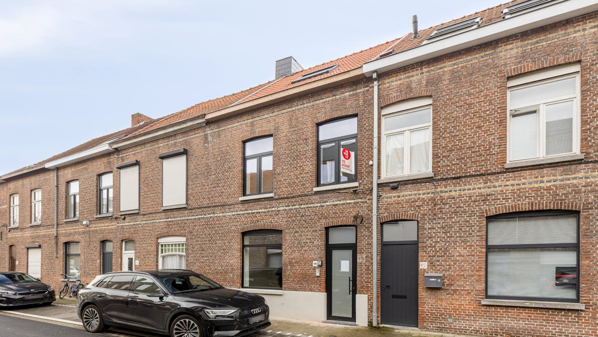 Gerenoveerd huis met 3 slaapkamers in Assebroek