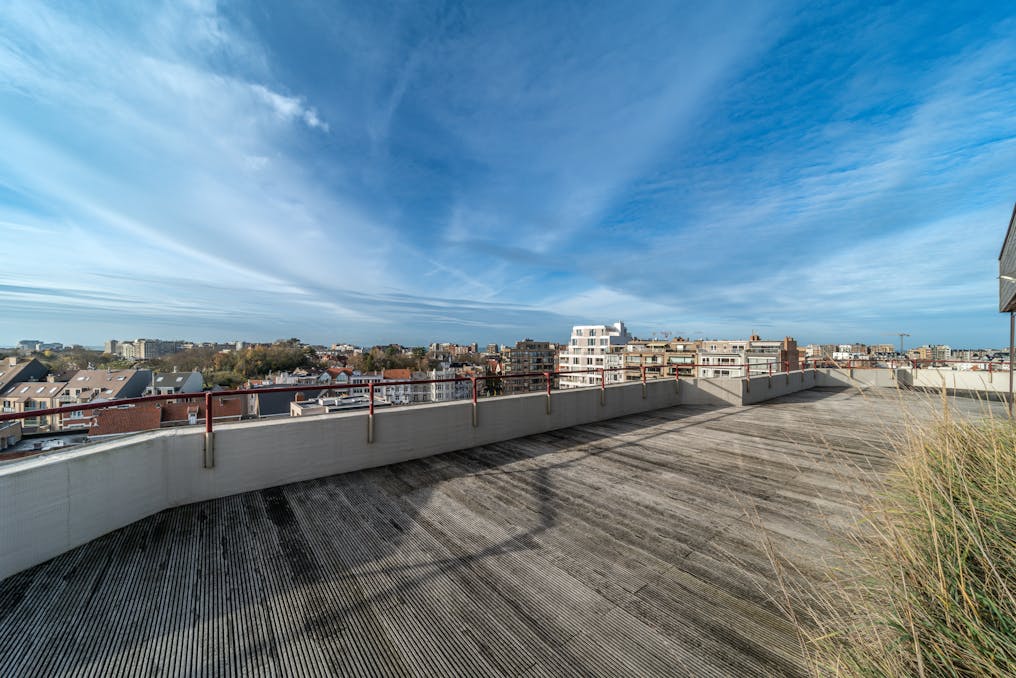 Penthouse met magnifiek zicht op de markt van De Panne