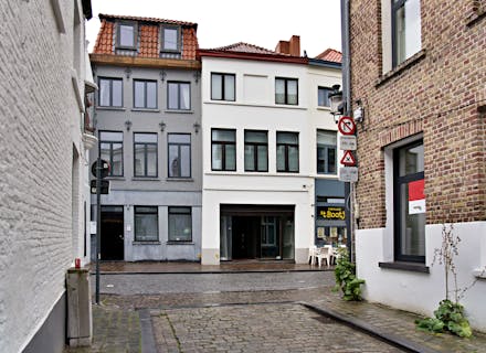 Opbrengsteigendom te koop in Brugge