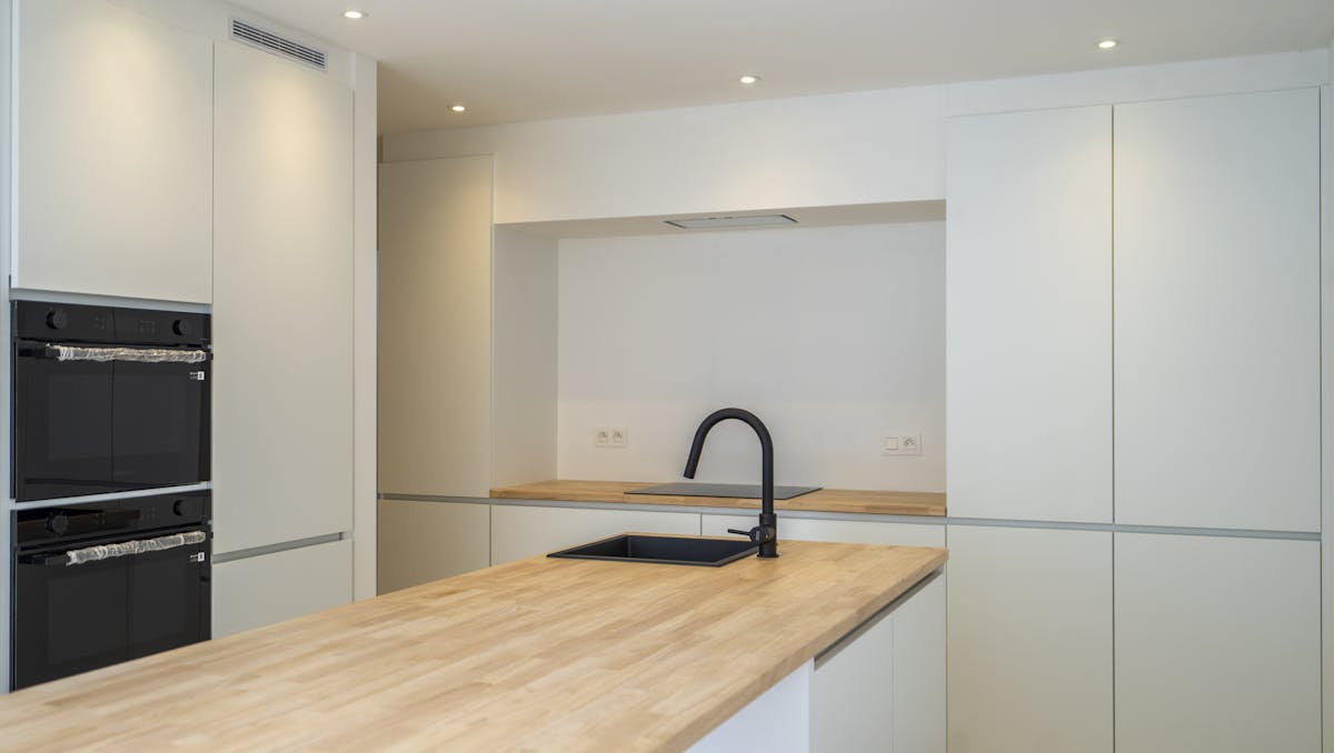 Nieuw appartement met 1 slaapkamer te koop in Waregem