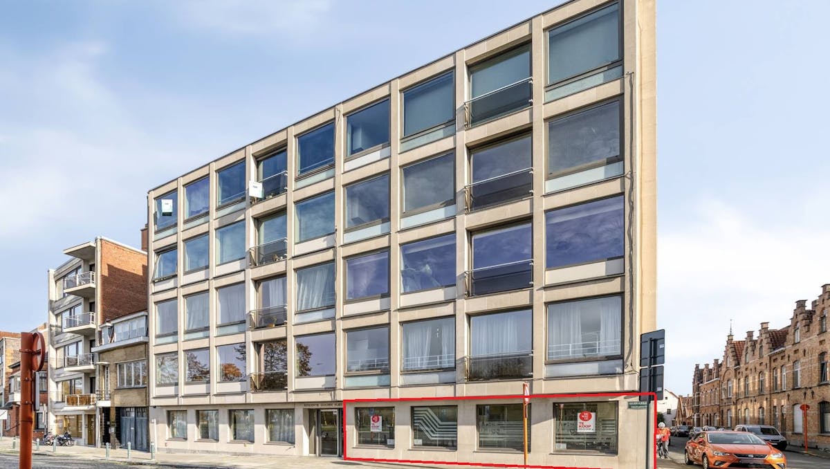 Te vernieuwen appartement te koop (90m² GLV, 90m² -1)