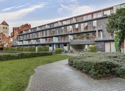 Appartement op bereikbare locatie te Gent met zalig terras