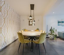 Ruime open gezinswoning met tuin in het rustige Brakel