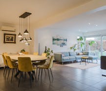 Ruime open gezinswoning met tuin in het rustige Brakel