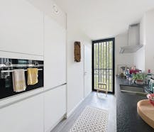 Appartement met twee slaapkamers en garage te huur in Brugge
