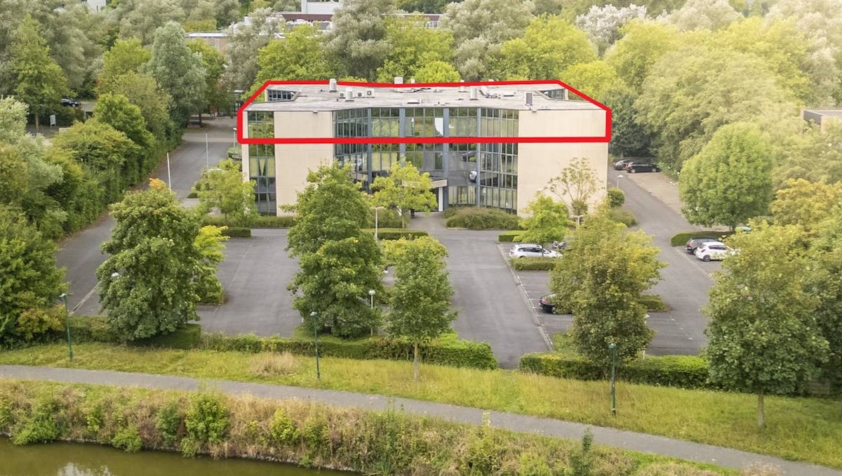 Kantoor te koop op het Kennedypark te Kortrijk