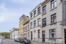 Opbrengsteigendom met 3 appartementen te koop in Antwerpen