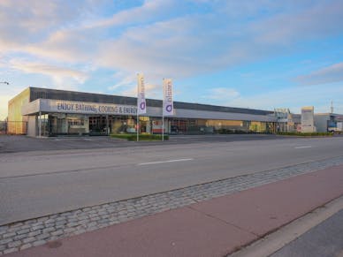Bedrijfsgebouw te koop Wetteren