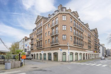 Uniek gelegen commercieel pand in het hart van Kortrijk