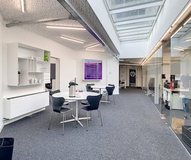 Instapklaar kantoor van ca. 21,62m² in 3koningen Torhout