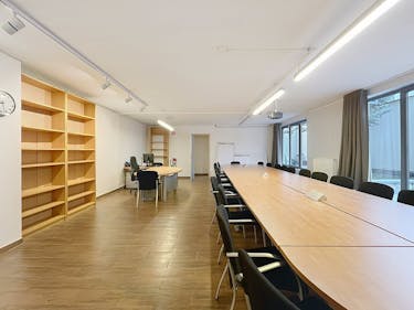 Place Bara | Bureau lumineux 175m² + jardin