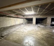 TE HUUR: autostaanplaats in Runkst