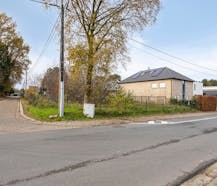 Rustig gelegen bouwgrond te koop in centrum Lichtaart