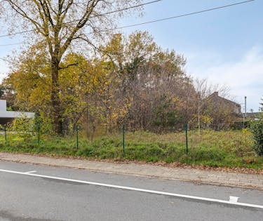 Rustig gelegen bouwgrond te koop in centrum Lichtaart