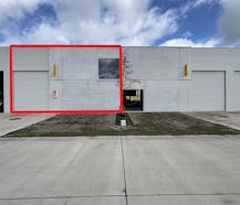 Entrepôt récemment construit à louer à Harelbeke