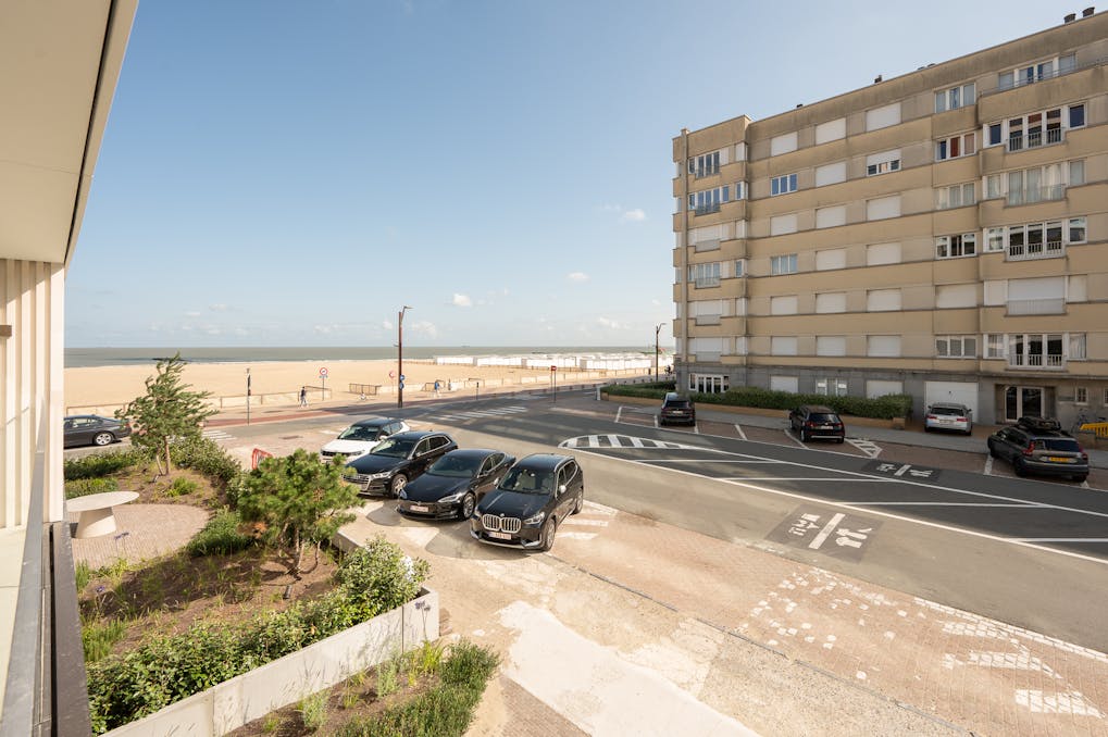 Nieuwbouw appartement met zeezicht te koop in Knokke
