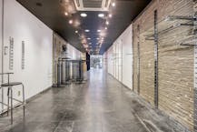 handelspand met woonst te huur in winkelcentrum Turnhout