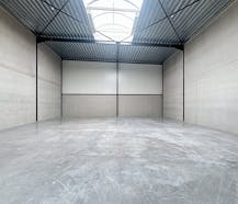 Nieuwbouw KMO-unit te huur van ca. 180 m² in project Saturnus