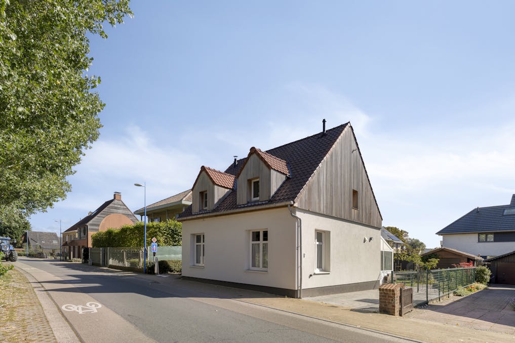 Gerenoveerde woning tegenover de Hoge Blekker duinen