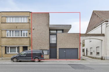 Praktijkruimte met kantoor te Bissegem