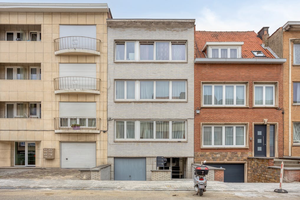 Opbrengsteigendom te koop in Strombeek-Bever