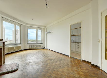 Appartement (80m²) met terras en kelder te Antwerpen