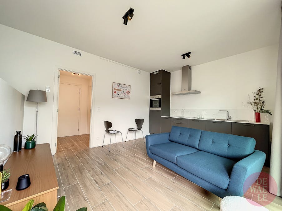 Canal Wharf | Recent furnished studio of ±50m² + terrace