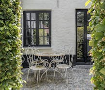 Uitzonderlijk huis in hartje Damme