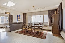 Woning met polyvalent bedrijfsgebouw in Avekapelle/Veurne