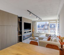 Lichtrijk, gerenoveerd appartement vlak bij de dijk te koop