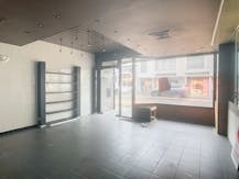 Local commercial à louer à Courtrai