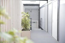 Kantoor van ca. 64m² met diensten in Intraxie te Rumbeke