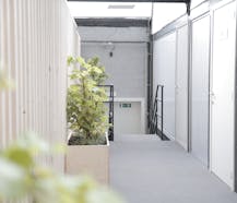 Kantoor van ca. 64m² met diensten in Intraxie te Rumbeke