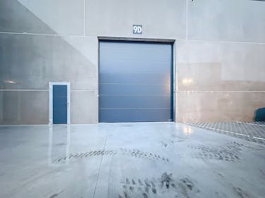 KMO-unit van ca. 240 m² te huur in Oostvleteren