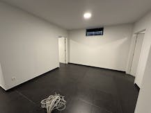 Instapklare praktijk- of kantoorruimte van 55 m² – Kuringen