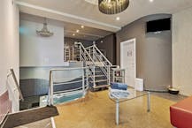 Over te nemen wellnesscentrum met 3 slaapkamer appartement