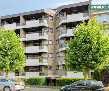 Penthouse te koop in Zellik