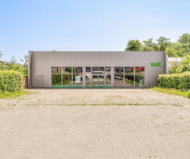 Instapklaar winkelpand op toplocatie te Genkersteenweg 159 in Hasselt