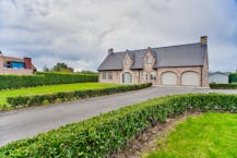 Prachtige villa met 4 slaapkamers en zonnige tuin te Beveren