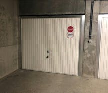 Centraal gelegen garagebox te koop !