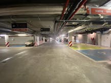 Investering: 7 ondergrondse staanplaatsen in de hoogste woontoren van Brussel