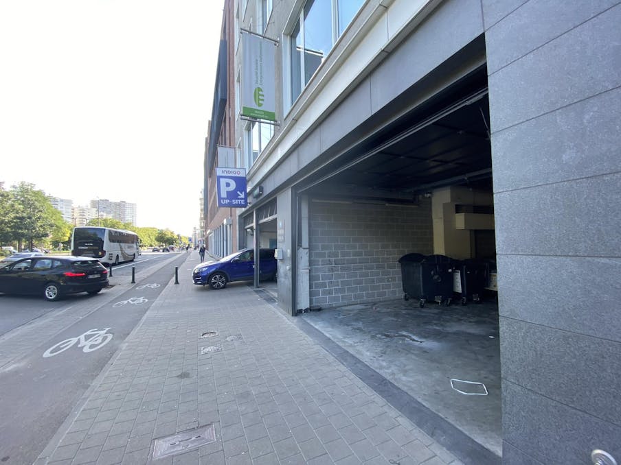 Investissement : 7 parkings souterrains dans la plus haute tour résidentielle de Bruxelles Bruxelles