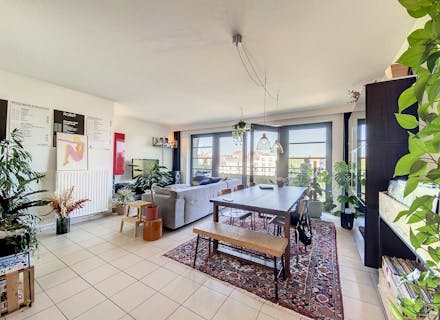 Spacious 2 bedroom apartment for rent in Brussels - Canal! 