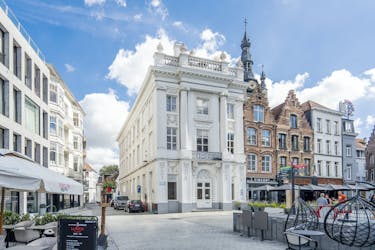 Prestigieus handelspand te huur in het hartje van Kortrijk!