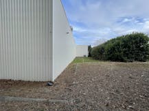 Ruime KMO-unit (ca. 825 m²) te huur in Nieuwerkerken