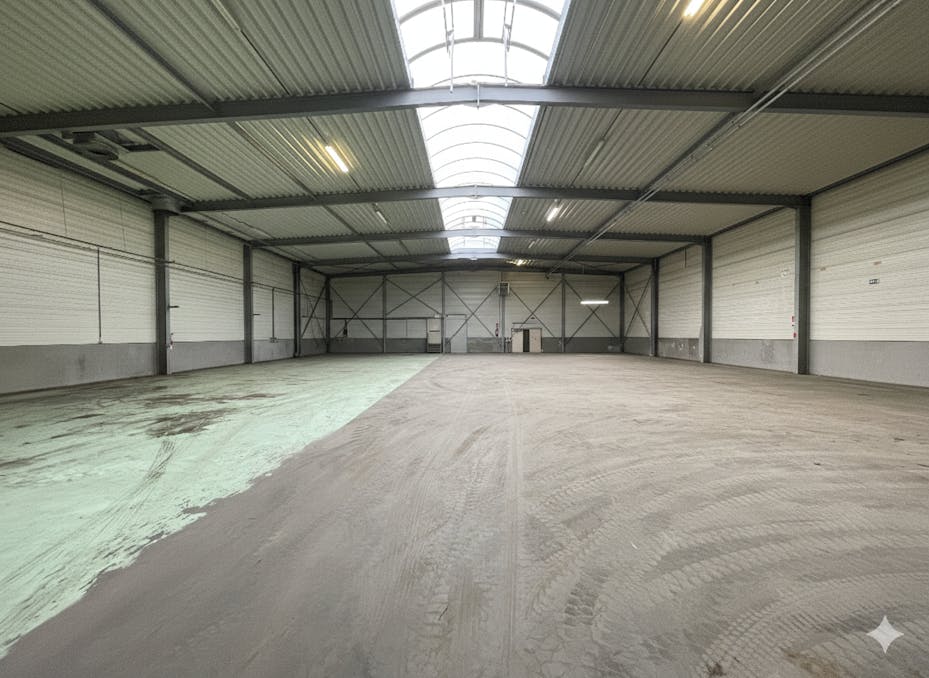 Ruime KMO-unit (ca. 825 m²) te huur in Nieuwerkerken