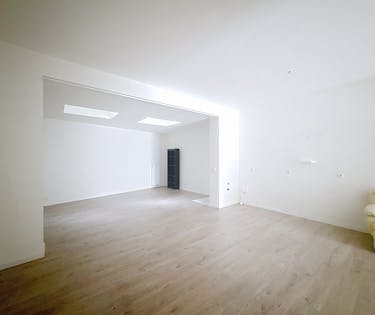 Te koop: Vernieuwd handelspand met toplocatie in Oostende!
