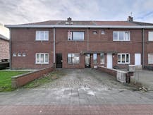 Huis met 4 slaapkamers te koop in Waarschoot